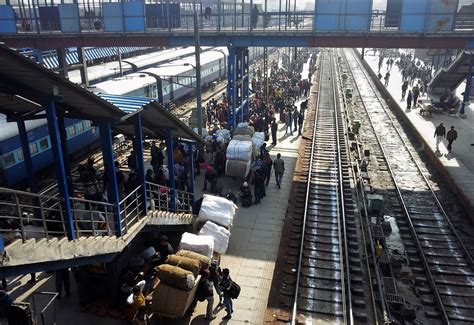 New Delhi Railway Station - NEW DELHI, INDIA