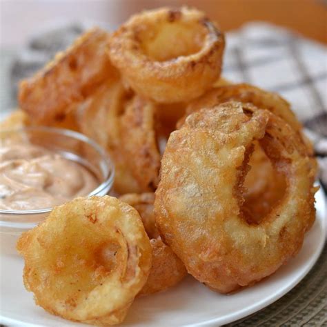 Beer Battered Onion Rings | RecipeLion.com