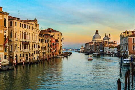 LUXURY VENICE EXPERIENCES - The Land of Italy