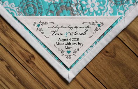 Personalized Quilt Fabric Corner Labels | Storkquilts | Quilt labels ...