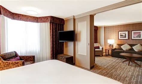 Hotel Rooms and Suites - DoubleTree Edmonton - Rates