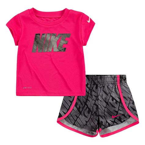 Baby Girls Nike Dri-FIT Graphic Tee & Sprinter Shorts Set | Baby girl ...