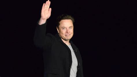 Twitter suspends account about flights from Elon Musk's private jet - News in Germany