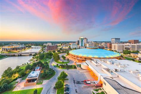 Wichita, Kansas, USA Downtown Skyline Stock Photo - Image of dusk, county: 144752806