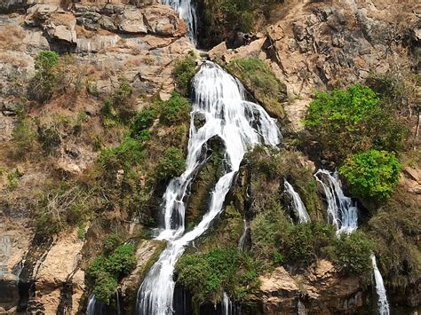 Chunchi Falls - A day trip from Bangalore - A perfect weekend getwaway