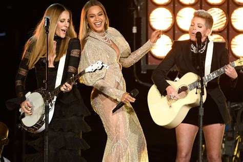 Beyoncé makes surprise appearance at Country Music Awards