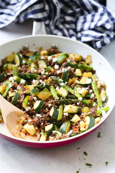 Ground Beef Veggie Skillet Recipe - Primavera Kitchen