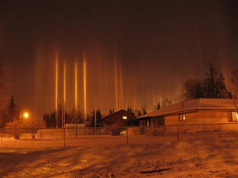 Light Pillar – Nature’s Beautiful Special Effect ~ Kuriositas