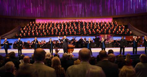 Choir & Orchestra Led Worship - First Baptist Dallas