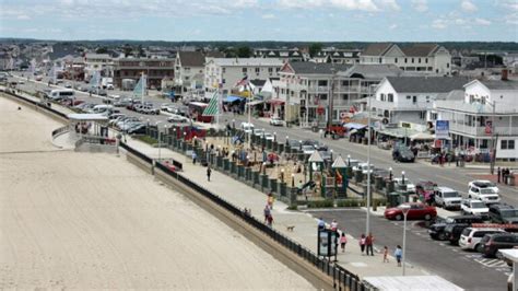 Hampton Beach boardwalk is full of nostalgia, according to Country Living