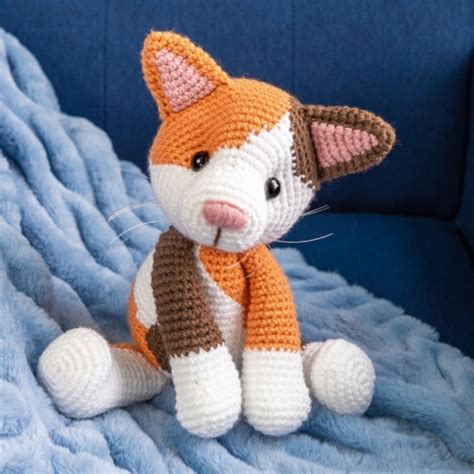 Free Cat Crochet Pattern - Calico, Tabby & Siamese