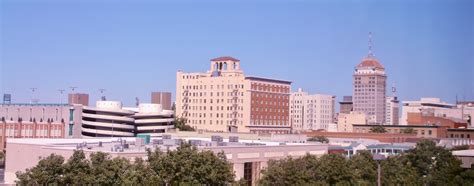 File:Fresno skyline.jpg - Wikimedia Commons