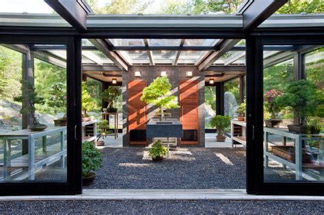 Modern Masters Inspire a Glass Garden House