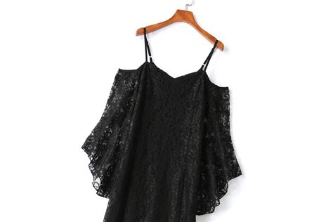 Ilysa Plus Size Black Lace Evening Dress– Hello Curve