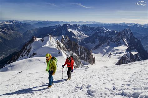 5-day course to Mont Blanc summit. 5-day trip. IFMGA guide