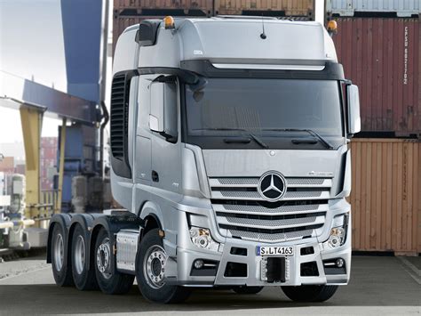 HD 2014 Mercedes Benz Actros 4163 Slt Mp4 Semi Tractor Desktop Wallpaper | Download Free - 144804