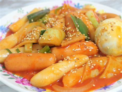 Tteokbokki Recipe - Spicy Korean Rice Cakes | Spring Tomorrow