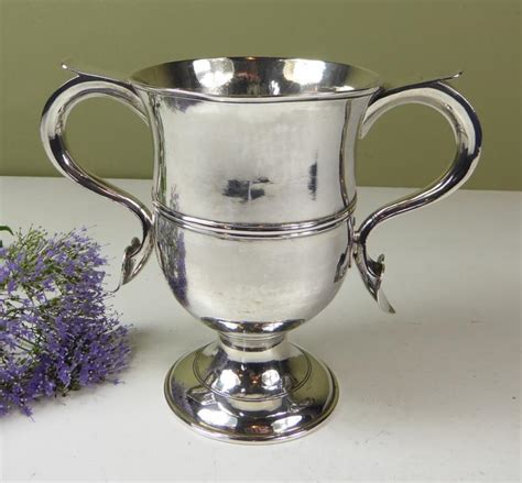 18TH C SILVER LOVING CUP - Silver