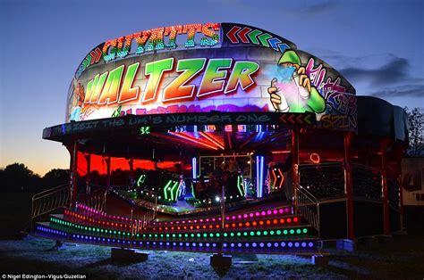 Photographer's portraits of British fairground art pay tribute to iconic Waltzer | Daily Mail Online