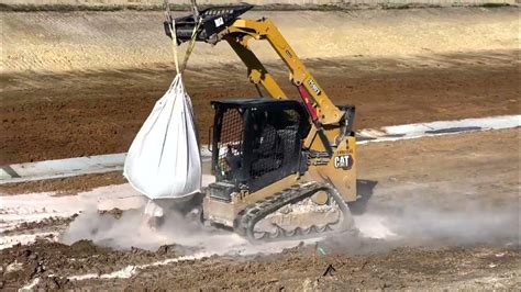 How to Seal a Pond using Bentonite Clay - YouTube