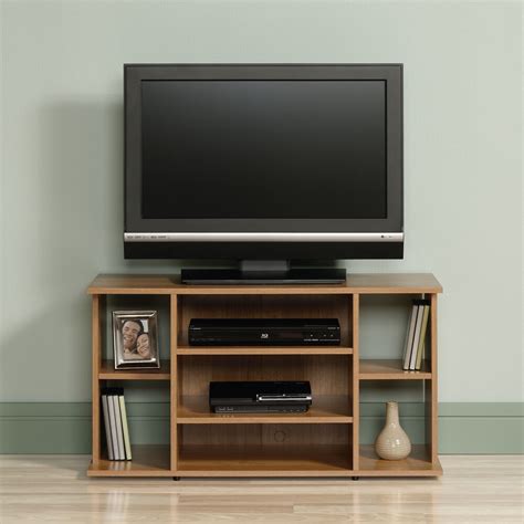 Four Shelf Casual TV Stand in Medium Oak| Mathis Brothers Furniture