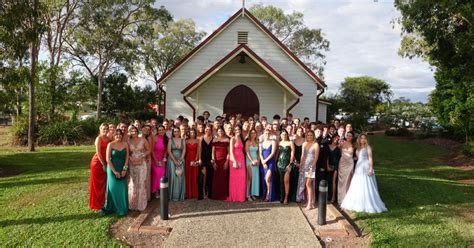 St Stephen’s students celebrate | The Express Newspaper Mareeba, Atherton, Cooktown, Kuranda ...