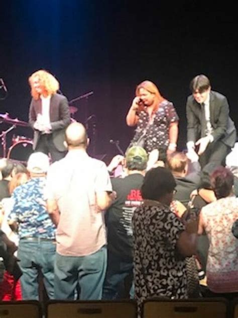 REO Brothers rock nostalgic fans in Los Angeles | Inquirer