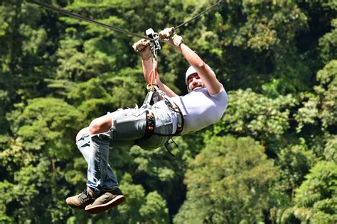 Zipline in Arenal or Monteverde: Which one is better?