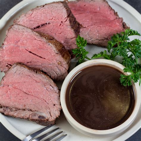 Red Wine Reduction Sauce: An Easy & Elegant Steak Condiment