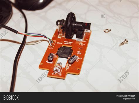 Old Broken Computer Image & Photo (Free Trial) | Bigstock