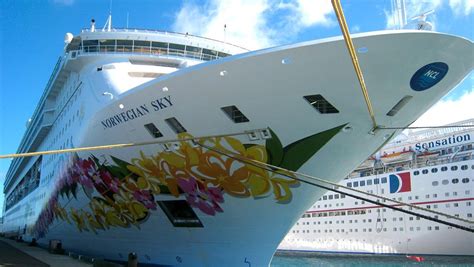 Cruise ship tours: Norwegian Sky