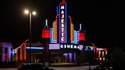 What to know about Marcus Majestic Cinema of Brookfield's new drive-in