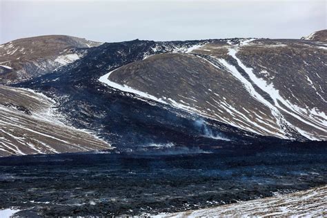 Geldingadalur Volcano Tour with Guide | Hekla.com