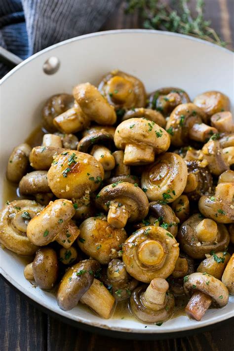 Garlic Mushrooms in Butter Sauce - Dinner at the Zoo