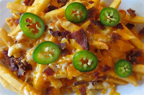 Spicy Bacon Cheese Fries - Life's A Tomato