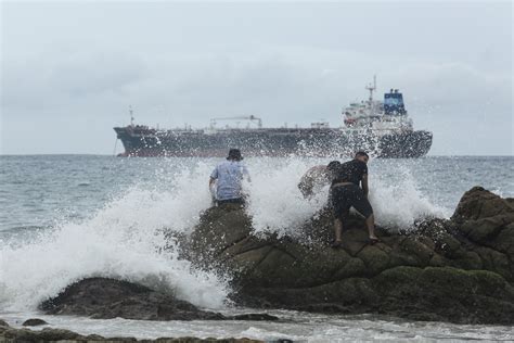 Hurricane Rick edges closer to Mexican coast north of Acapulco | The Peninsula Qatar