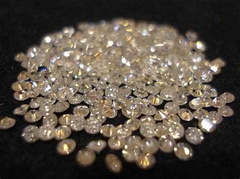 Diamonds combined with ceramics to create super high-wearing material