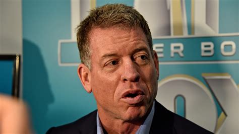 Troy Aikman defends comments criticizing flyover before Bucs game