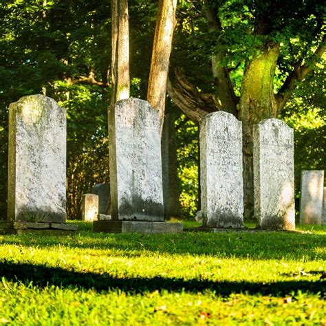 How to Buy or Sell a Cemetery Plot | Buying a Grave Site