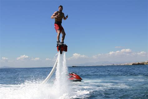 Estos son algunos de los deportes acuáticos que deberías practicar ...