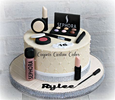 Makeup Cake - CakeCentral.com