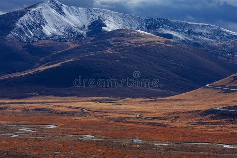 The Tibetan snow mountain stock photo. Image of china - 5111542