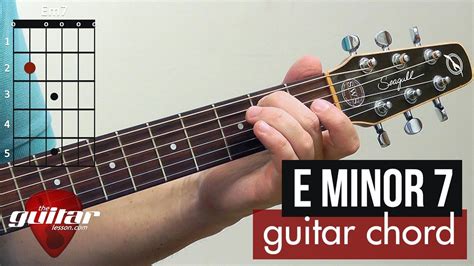 How to play the E minor 7 chord | Beginner guitar lesson - YouTube