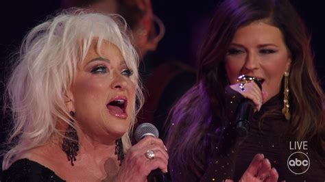 Tanya Tucker and Little Big Town Perform 'Delta Dawn' - The CMA Awards ...