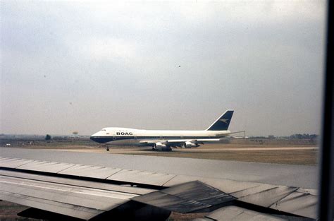 BOAC Boeing 747-100 seen in 1972 | Boeing 747, Boeing, Passenger jet