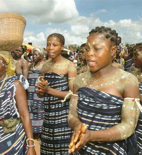 BAULE PEOPLE: THE ARTISTIC AKAN TRIBE IN IVORY COAST