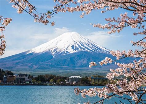 "Mt. Fuji Has a Hidden Meaning?" 10 Weird Mount Fuji Facts You Can Brag ...