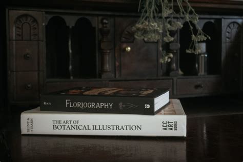 3 Best Botanical Illustration Books to Inspire Your Studies – Herbal Academy