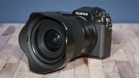 Fujifilm GFX100S Review - Camera Jabber