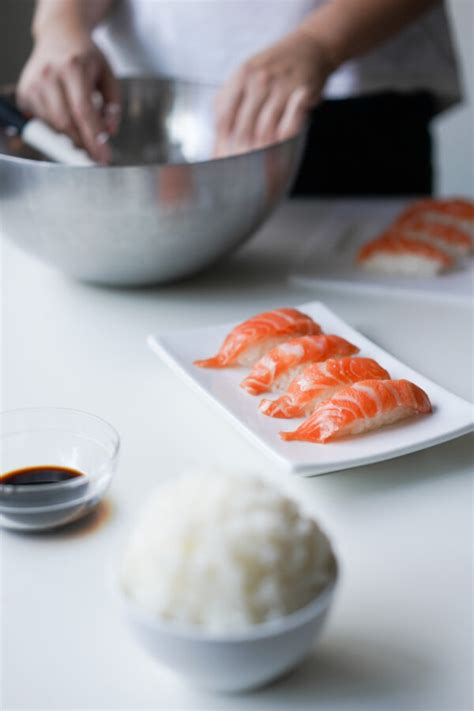 How To Make Sushi Rice (Easy Japanese Sushi Rice Recipe)